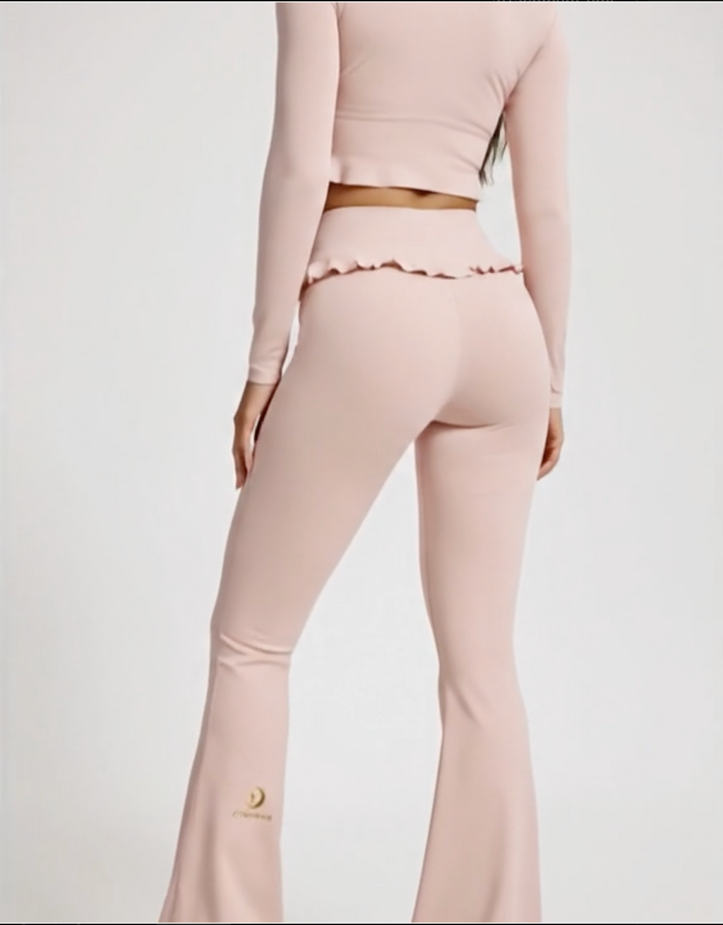 Celoume Active – Black Flow Yoga Set (Frill Bootcut)  （セ・ルー・ム アクティブ ブラックフローヨガセット〈フリルブーツカット〉）