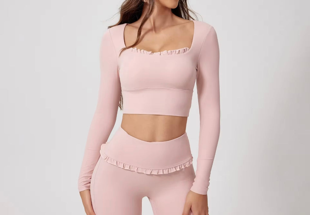 Celoume Active – Black Flow Yoga Set (Frill Bootcut)  （セ・ルー・ム アクティブ ブラックフローヨガセット〈フリルブーツカット〉）